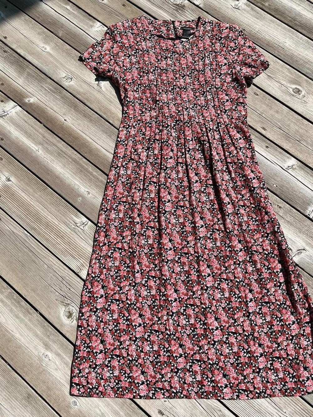 T & Company pink multi floral print 90s midi dress